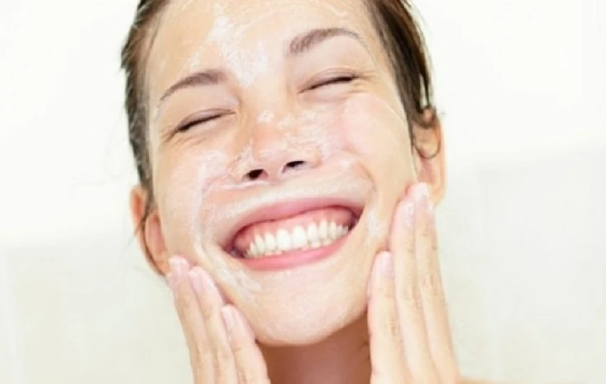 sữa rửa mặt trị mụn tại Đà Nẵng