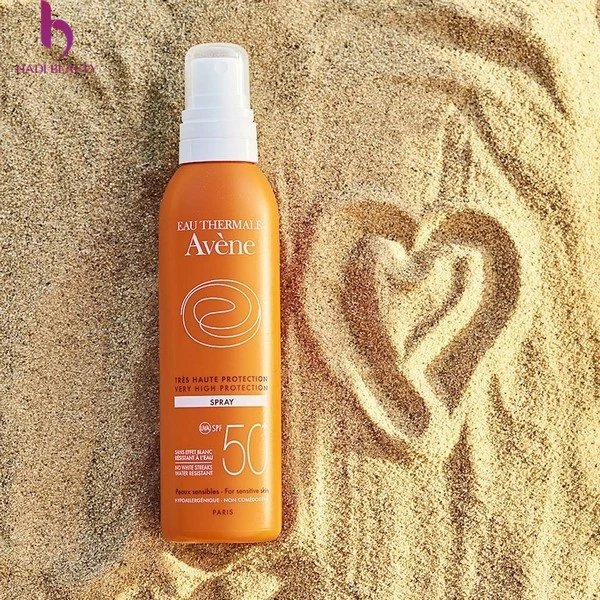 xịt chống nắng Avene Very High Protection Spray SPF50+