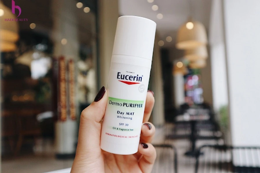 Gel chống nắng lành tính Eucerin DermoPurifyer Day MAT Whitening SPF 30