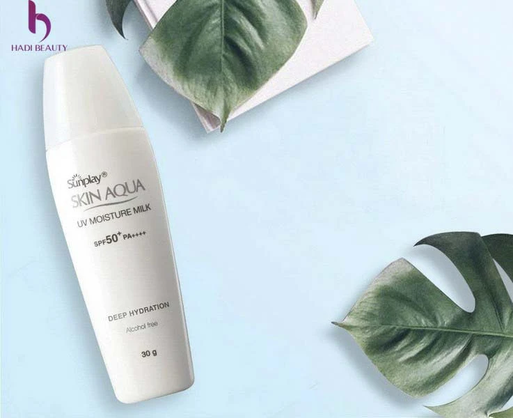 kem chống nắng tốt cho da khô Sunplay Skin Aqua UV Moisture Milk SPF50PA
