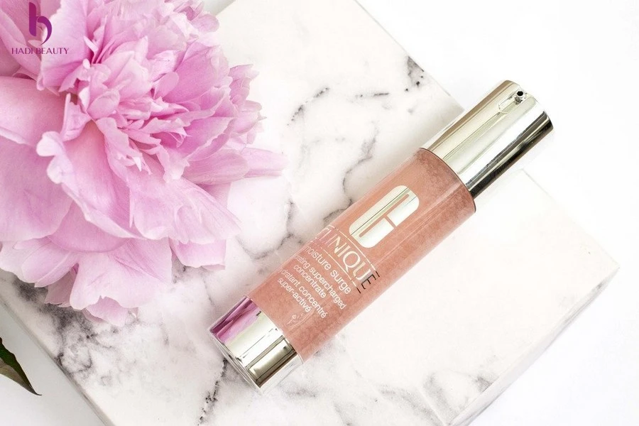 kem dưỡng ẩm cho da mụn mùa đông Clinique Moisture Surge Hydrating Supercharged Concentrate