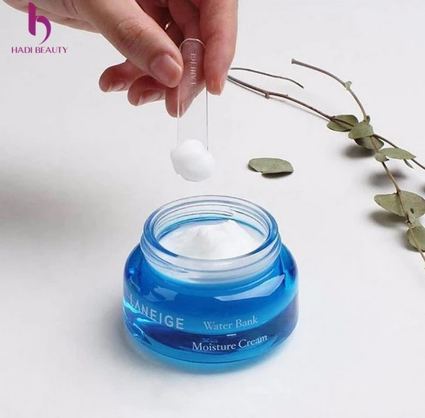 kem dưỡng ẩm cho da mụn nào tốt Laneige Water Bank