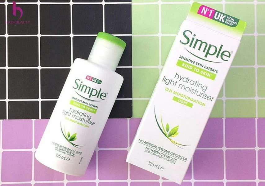 kem dưỡng da mùa đông Simple Kind To Skin Hydrating Light Moisturiser