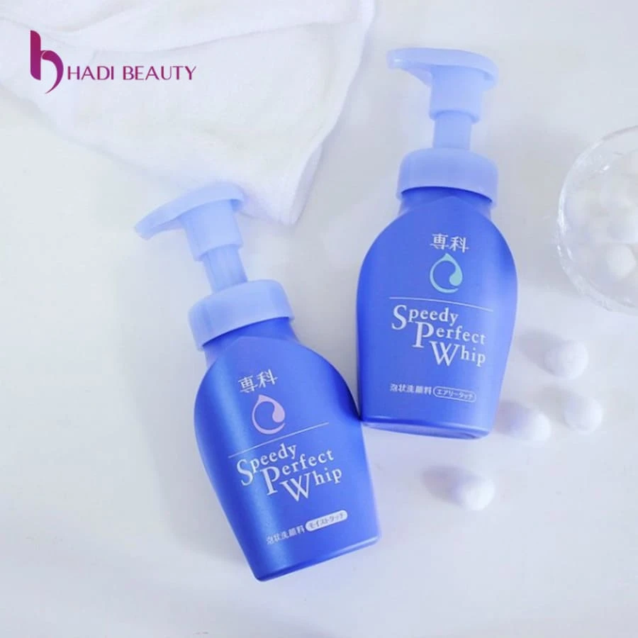Sữa rửa mặt Senka Speedy Perfect Whip