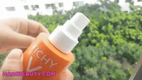 Kem chống nắng của Pháp dạng xịt  Vichy Capital Ideal Soteil SPF50+