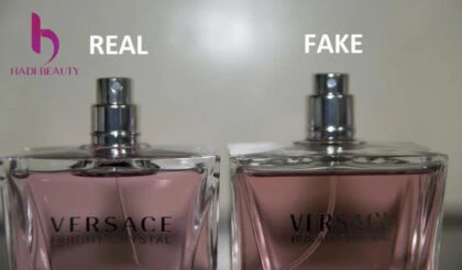 Tinh chất nước hoa Versace Bright Crystal có màu hồng nhạt
