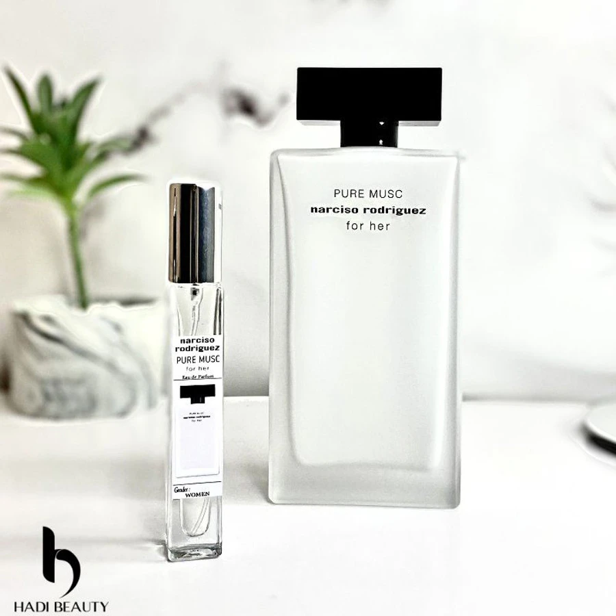 Narciso trắng review dung tích đa dạng