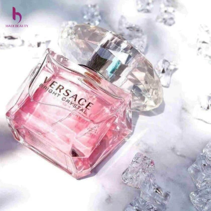 Versace Bright Crystal nhìn từ xa như 1 viên kim cương lớn